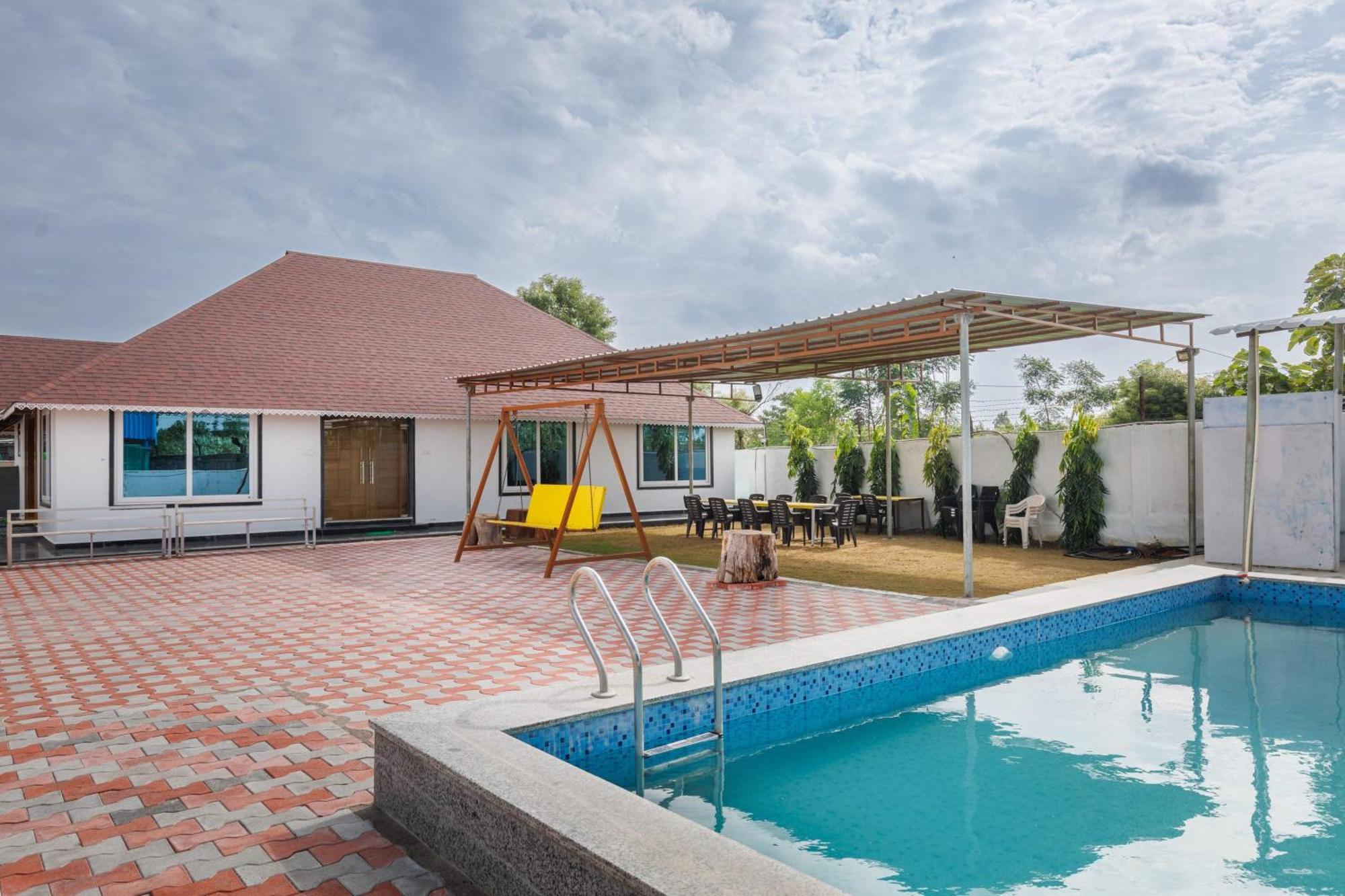 Aqua Lagoon Villa By Secret Turtle Pvt Pool Private Lawn Secunderabad Екстер'єр фото