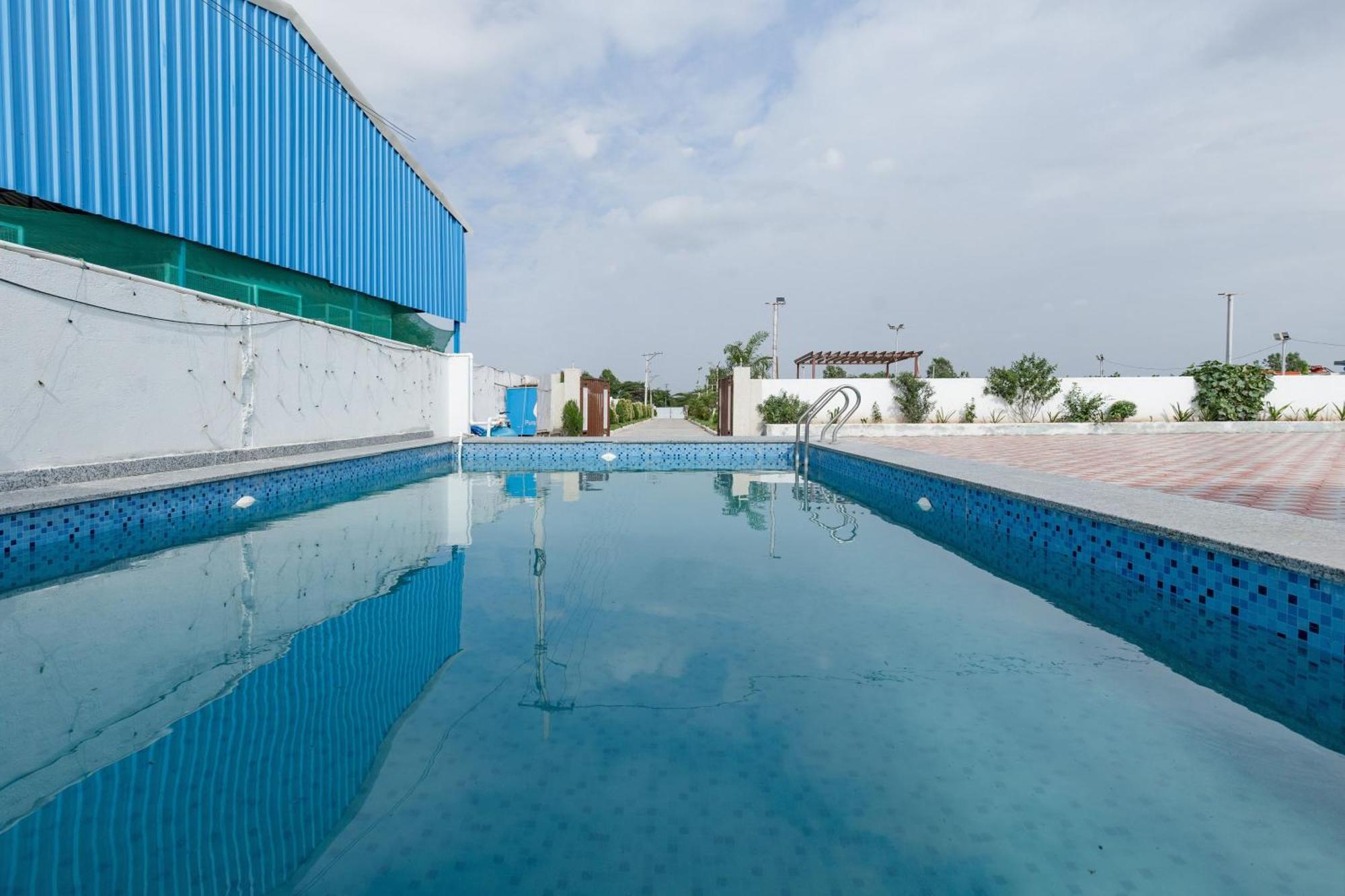 Aqua Lagoon Villa By Secret Turtle Pvt Pool Private Lawn Secunderabad Екстер'єр фото
