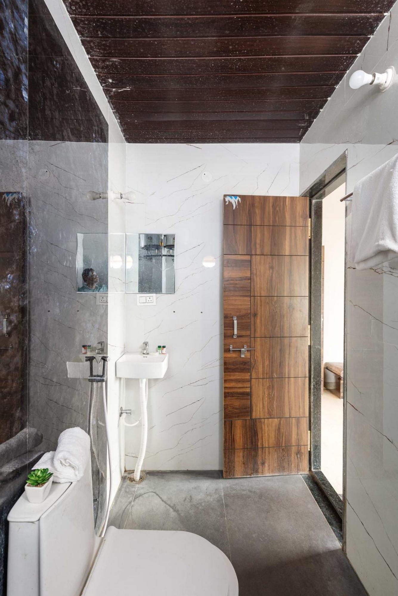 Aqua Lagoon Villa By Secret Turtle Pvt Pool Private Lawn Secunderabad Екстер'єр фото
