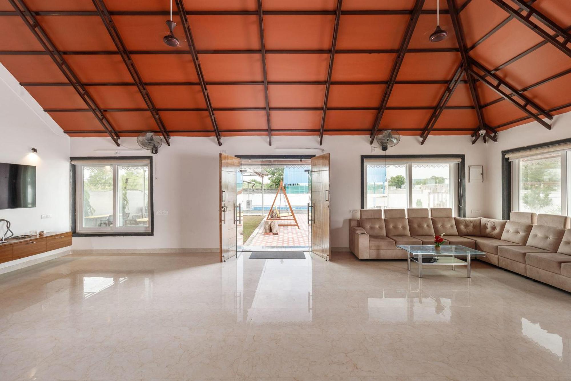 Aqua Lagoon Villa By Secret Turtle Pvt Pool Private Lawn Secunderabad Екстер'єр фото